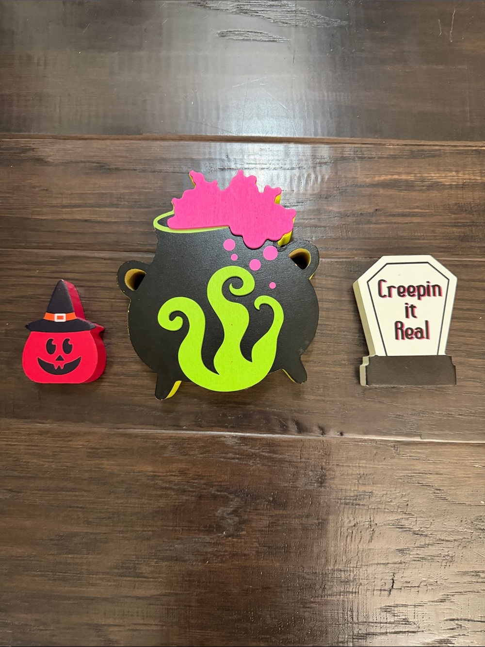 Halloween Cauldron grave stone pumpkin Table top Accents